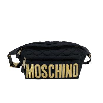 Moschino 品牌金logo菱格縫線斜背/腰包(黑)