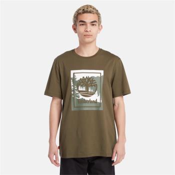 Timberland 男款葉綠色印花LOGO短袖T恤|A2KEMA58