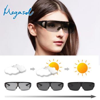 MEGASOL UV400智能感光變色偏光側開窗外挂太陽眼鏡護目鏡(可掀式加大通用套鏡-BS8118)
