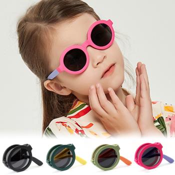 【ALEGANT】輕巧時尚兒童專用輕量矽膠彈性折疊太陽眼鏡│UV400圓框摺疊偏光墨鏡