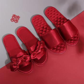 JP Queen New York 綢緞大紅喜氣一字夫妻男女室內拖鞋(2色可選)