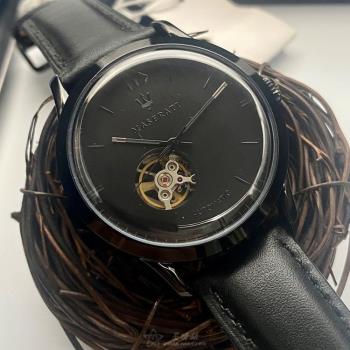 MASERATI手錶, 男女通用錶 42mm 黑圓形精鋼錶殼 黑色簡約, 鏤空, 中三針顯示錶面款 R8821133001