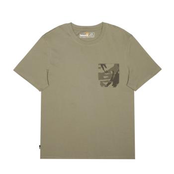 Timberland 男款灰綠色胸前迷彩口袋短袖T恤|A2QCH590