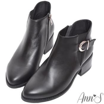 Ann’S波琳-真皮小羊皮切爾西圓釦帶粗跟短靴5cm-黑(版型偏小)