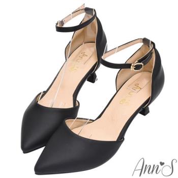 Ann’S復刻經典升級-雙色霧面繫帶低跟尖頭鞋5.5cm-黑