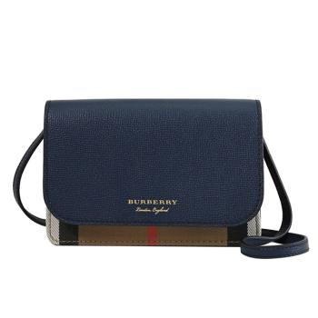 BURBERRY 8046317 HAMPSHIRE 燙金LOGO格紋棉麻斜背包.深藍