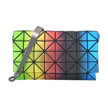 ISSEY MIYAKE 三宅一生 BAOBAO MAGIC HOUR 多彩漸變斜背包-淺綠色