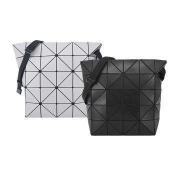 ISSEY MIYAKE 三宅一生 BAOBAO BLOCKY 5X6霧面皮革單肩斜背兩用包-多色選