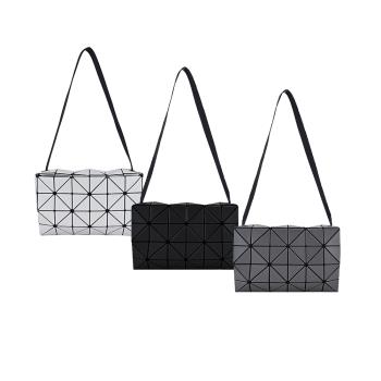 ISSEY MIYAKE 三宅一生 BAOBAO 4x6 CARTON霧面立體側背包-多色選