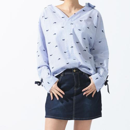黛莉克絲韓版時尚小鯨魚印花造型上衣