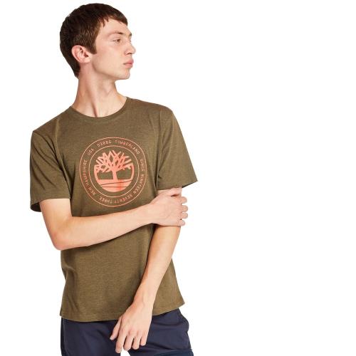Timberland 男款軍綠色品牌印花短袖圓領T恤A2B8HA58