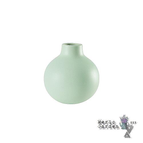 Meric Garden 北歐啞光釉創意陶瓷花瓶/花器_(莫蘭迪綠S)