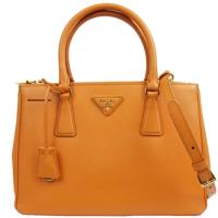 PRADA Saffiano Lux防刮牛皮雙拉鍊手提/斜背兩用殺手包(中橘)