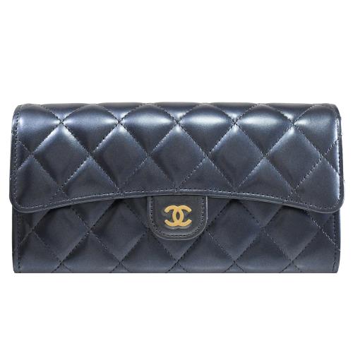 CHANEL AP0241 經典雙C LOGO菱格漆皮金扣長夾.金屬藍