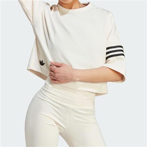 Adidas T-SHIRT 女款 米白色 短版 寬鬆 運動 休閒 透氣 復古 經典 短袖 上衣 IM1830